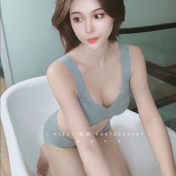 Brad/comfortable - Picture 3 of 4